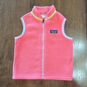 Patagonia fleece vest, coral size 3T
